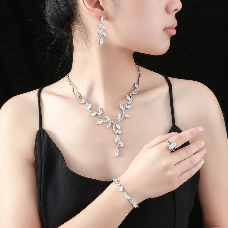 Luxury Rhinestone Bride 4pcs Jewelry Sets for Women Leaves Choker Necklace Earrings Ring Bracelet Wedding Dress Bridal Fashion